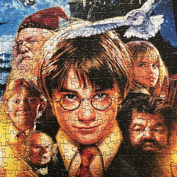 EUC Harry Potter and the Sorcerer's Stone Collector's 550 Pieces Puzzle,USAopoly - Picture 3 of 6